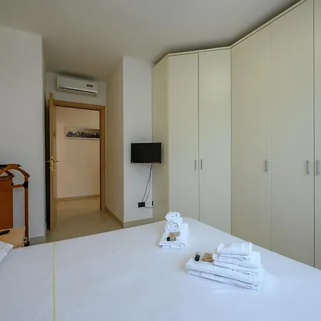 Casa Francesco * La Spezia